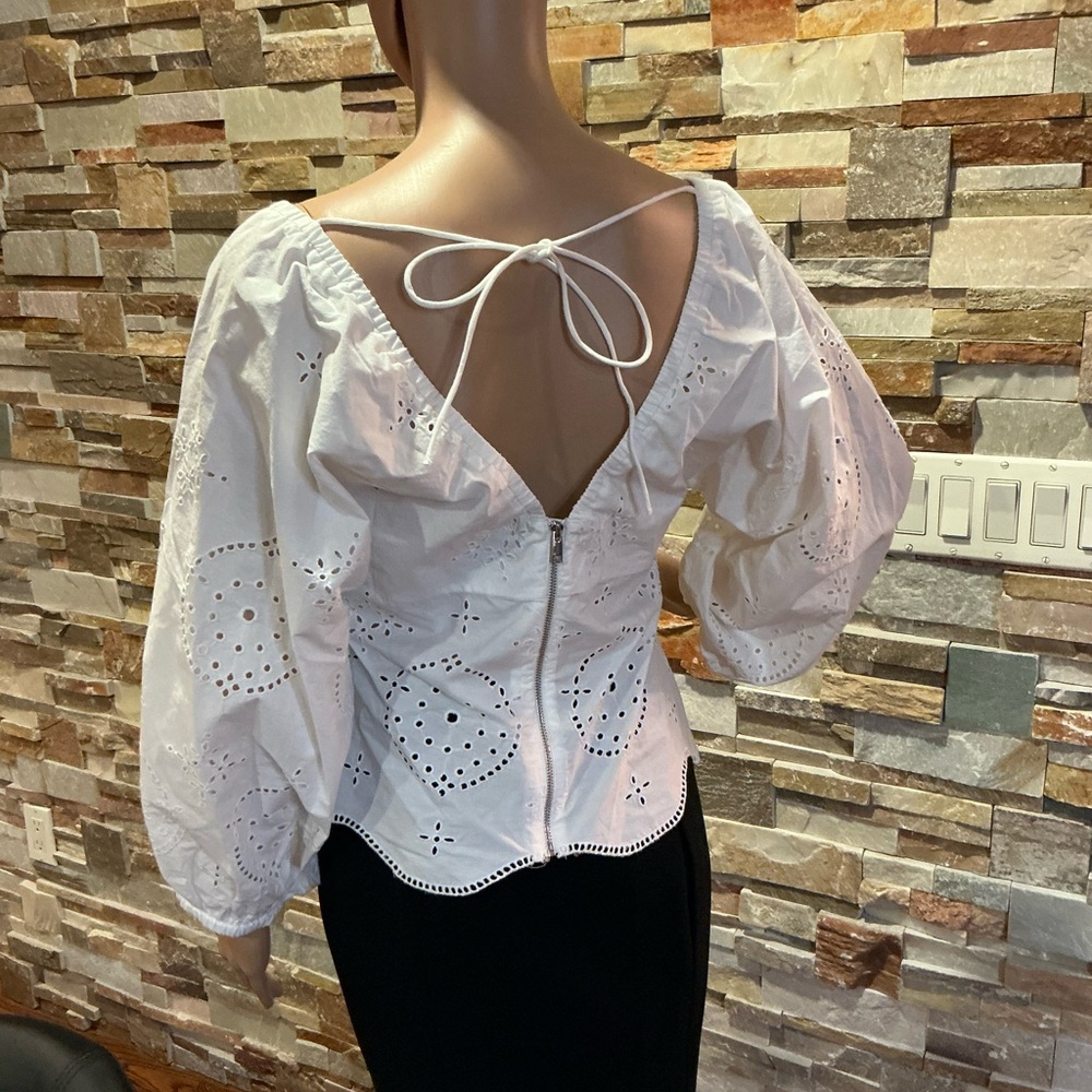 REISS Becci Elegant Embroidered Top - Picture 5 of 7